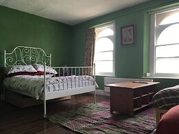 St Nicholas Street Apartment