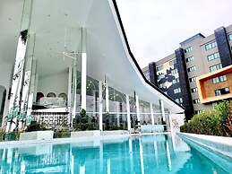 Moose Hotel Chiangmai