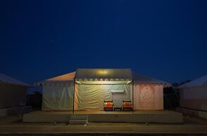 Camp e Khas