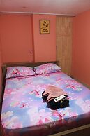 Twin Fin Hostels