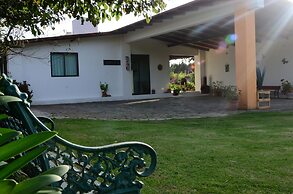Rancho El Caballero Hotel
