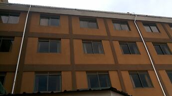 Palema Crown Hotel