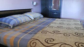 Palema Crown Hotel