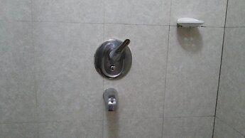 Palema Crown Hotel
