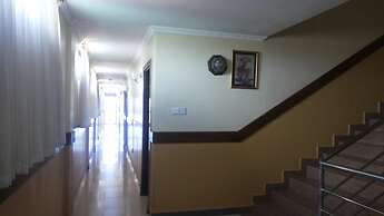Palema Crown Hotel