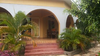 Lavic Country Resort