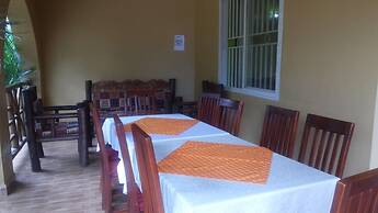 Lavic Country Resort