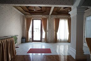 Hotel O Silampari