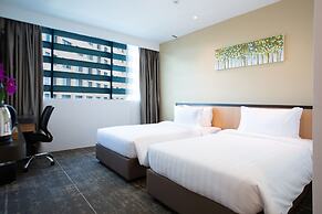 Hotel 7 Suria