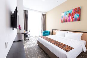 Hotel 7 Suria