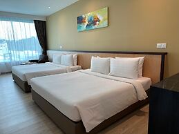 Hotel 7 Suria