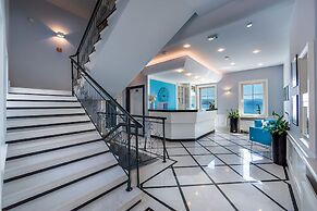 Hotel Domino