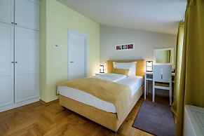 Hotel Domino