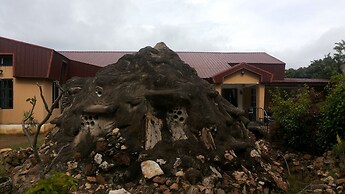 Penthouse Inn