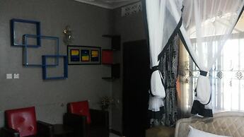 Penthouse Inn