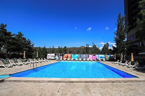 President Hotel by Hrazdan Hotel CJSC