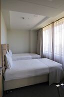 President Hotel by Hrazdan Hotel CJSC