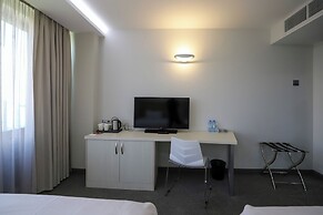 President Hotel by Hrazdan Hotel CJSC