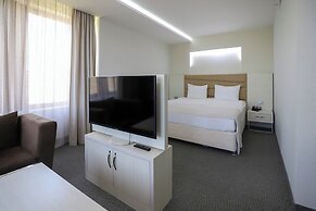 President Hotel by Hrazdan Hotel CJSC