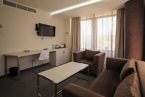 President Hotel by Hrazdan Hotel CJSC
