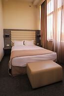 President Hotel by Hrazdan Hotel CJSC