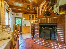 House Adrijana