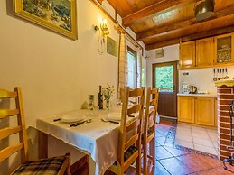 House Adrijana