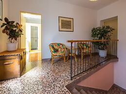 House Delfin