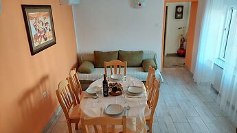 House Delfin