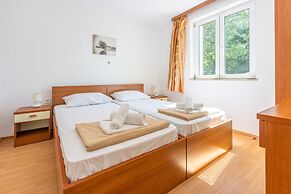 Apartments Neven