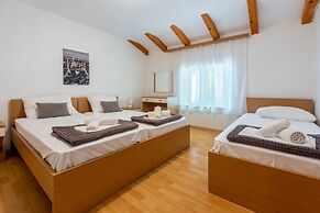 Apartments Neven