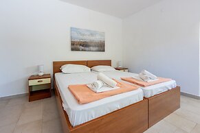 Apartments Neven