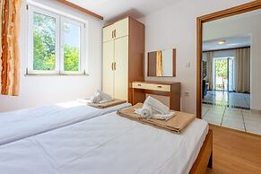 Apartments Neven
