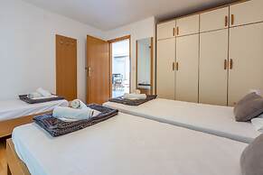 Apartments Neven