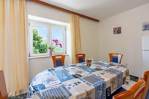 Apartments Neven