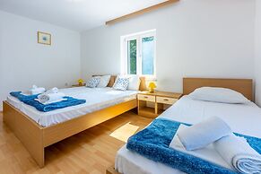 Apartments Neven