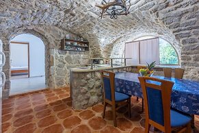Apartments Neven