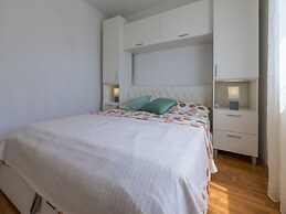 Apartment Cherry