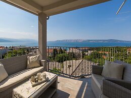 Apartments Lavarin
