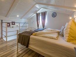 Apartments Lavarin