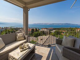 Apartments Lavarin