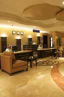 Peninsula Suites
