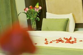 Peninsula Suites