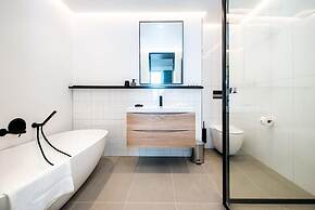 Latitude Aparthotel