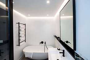 Latitude Aparthotel