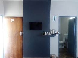 Pakali Lodges