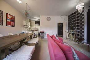 Old Town Grade II Listed 2 Bed