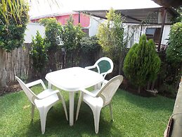 Orlando West Guest House - Hostel
