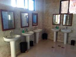 Alamer Hostel Camp