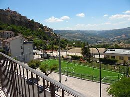 Coste Del Lago